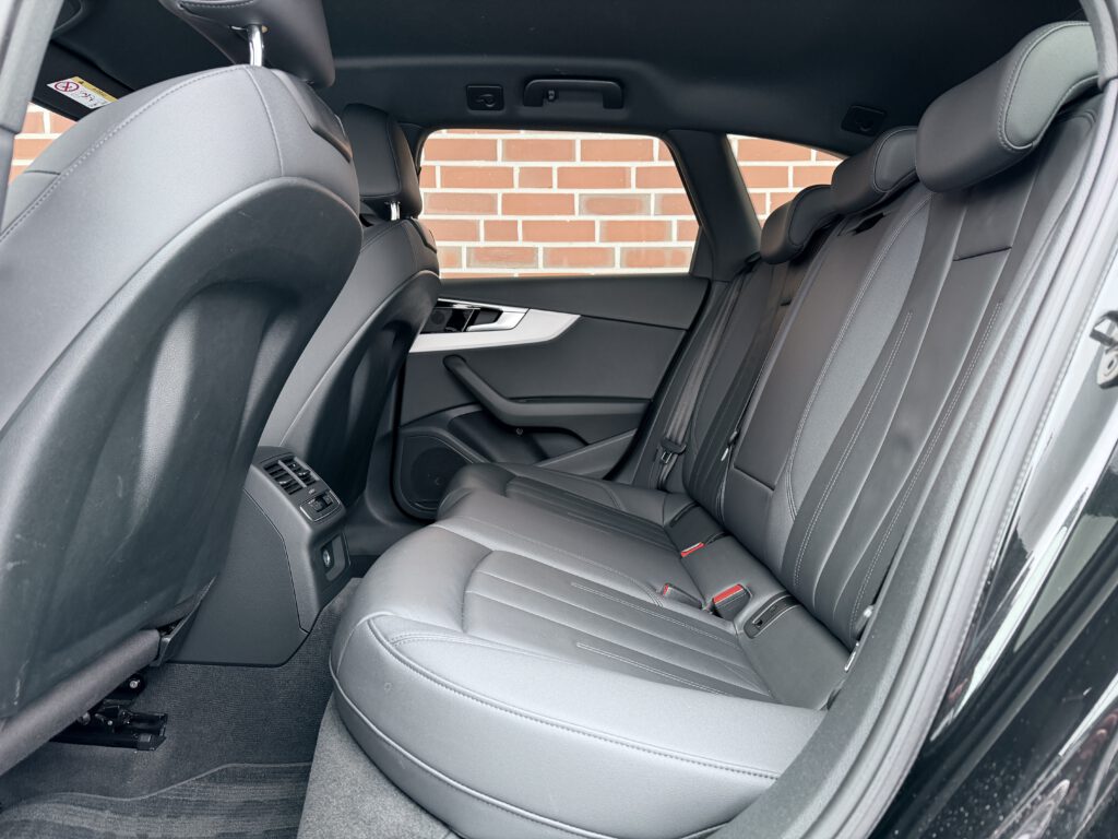 Audi A4 Avant 40 TDI advanced LED*Leder*Assist