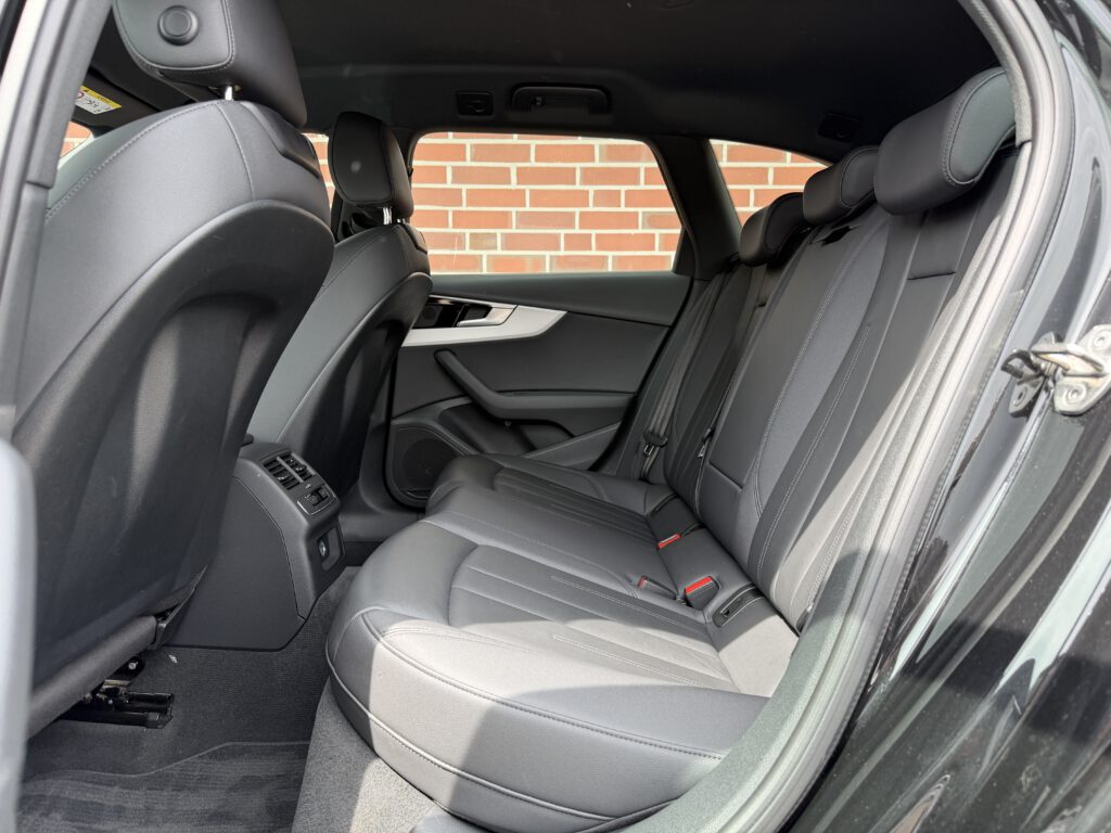 Audi A4 Avant 40 TDI advanced LED*Leder*Assist
