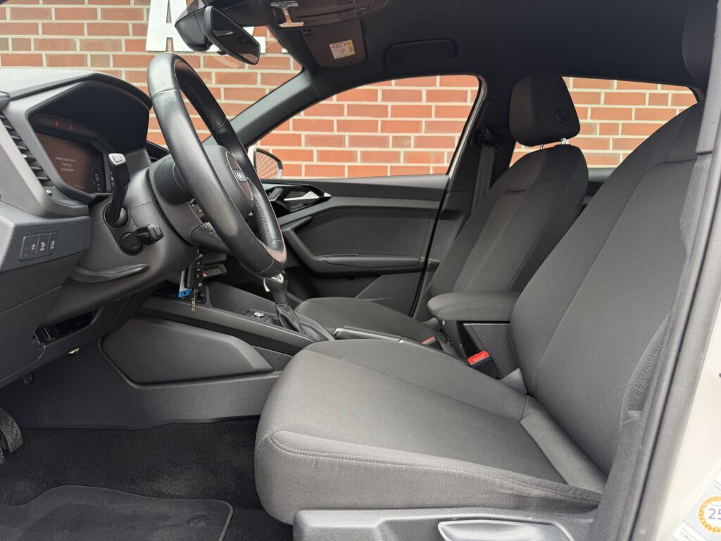 Audi A1 SB 30 TFSI S-line Virtual*LED*SHZ*Automatik