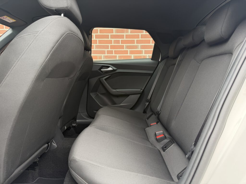 Audi A1 SB 30 TFSI S-line Virtual*LED*SHZ*Automatik